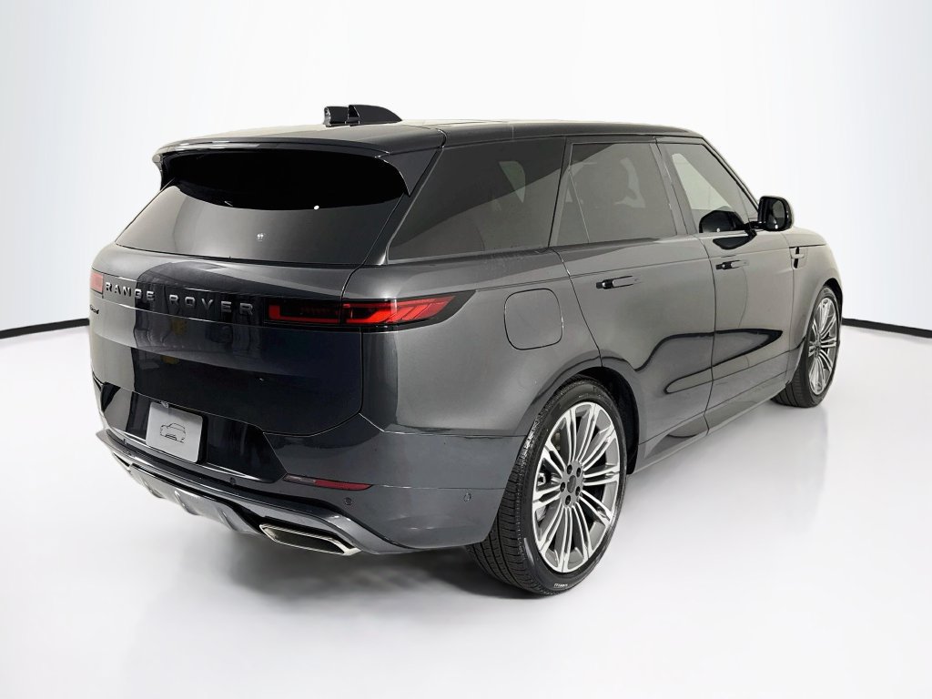 New 2026 Land Rover Range Rover Sport Dynamic SE AWD/4WD image 5