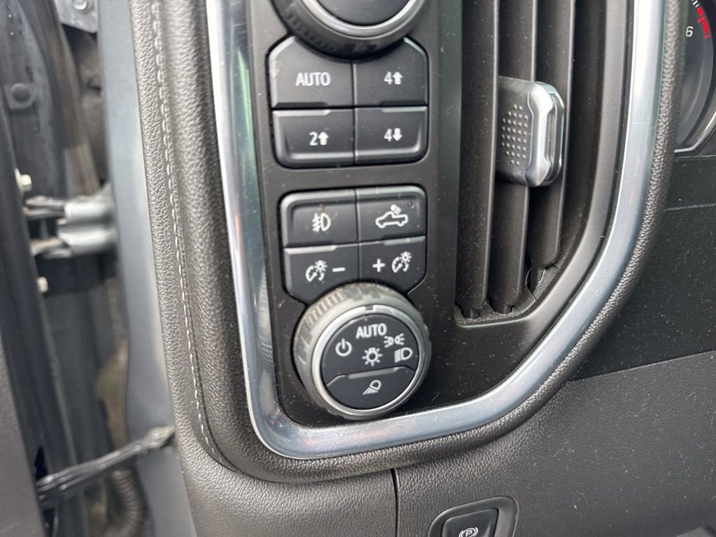 Used 2020 Chevrolet Silverado 1500 RST AWD/4WD image 24