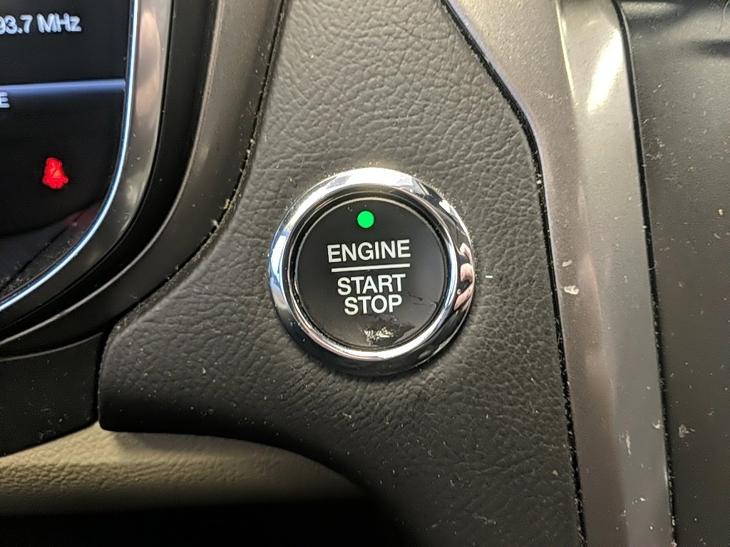 Used 2020 Ford Fusion SE image 18