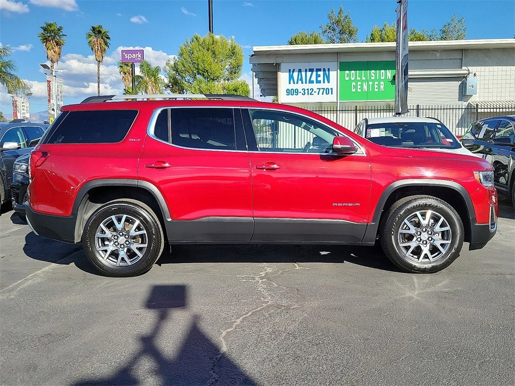 Used 2023 GMC Acadia SLT image 32