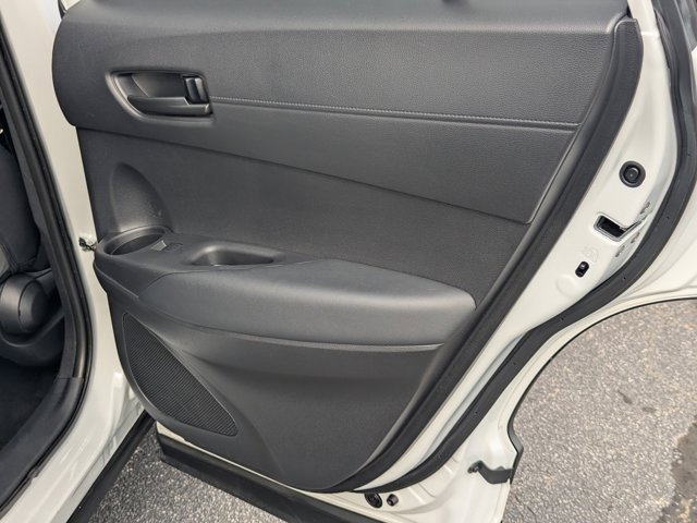 Used 2024 Toyota Corolla Cross SE image 15