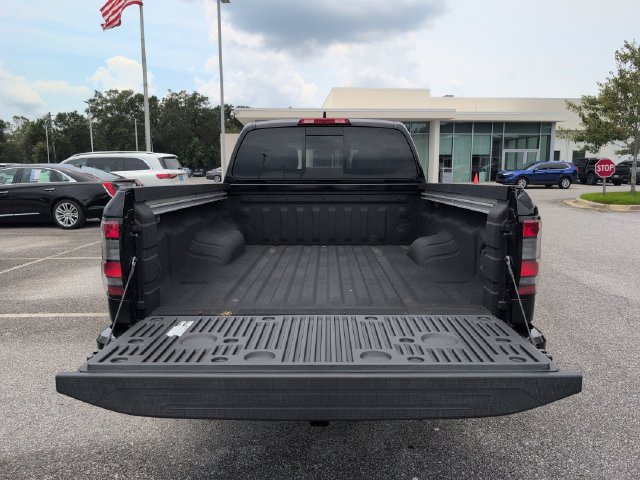 Used 2024 Nissan Frontier SV RWD image 34