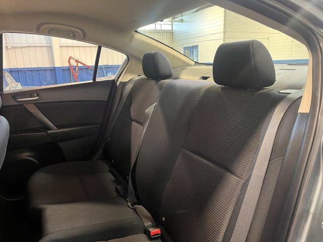 Used 2012 MAZDA MAZDA3 i Sport image 17