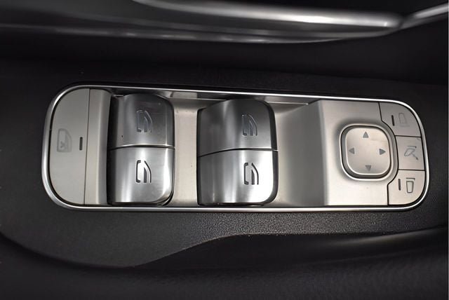 Used 2025 Mercedes-Benz GLE 350 4MATIC image 21