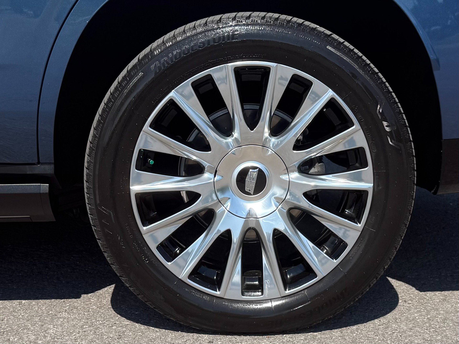 Used 2026 Cadillac Escalade Platinum Luxury RWD image 48