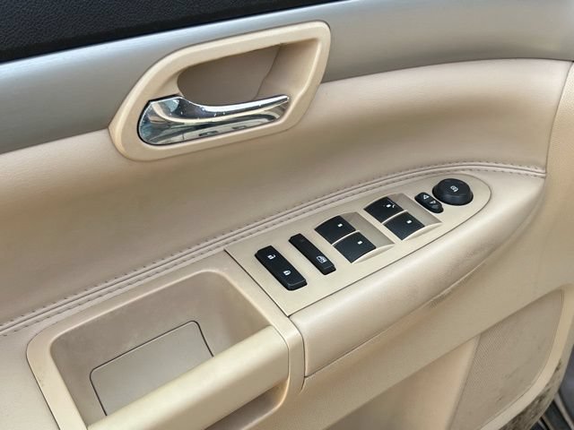 Used 2007 Saturn Outlook XE w/ Preferred Pkg FWD image 27