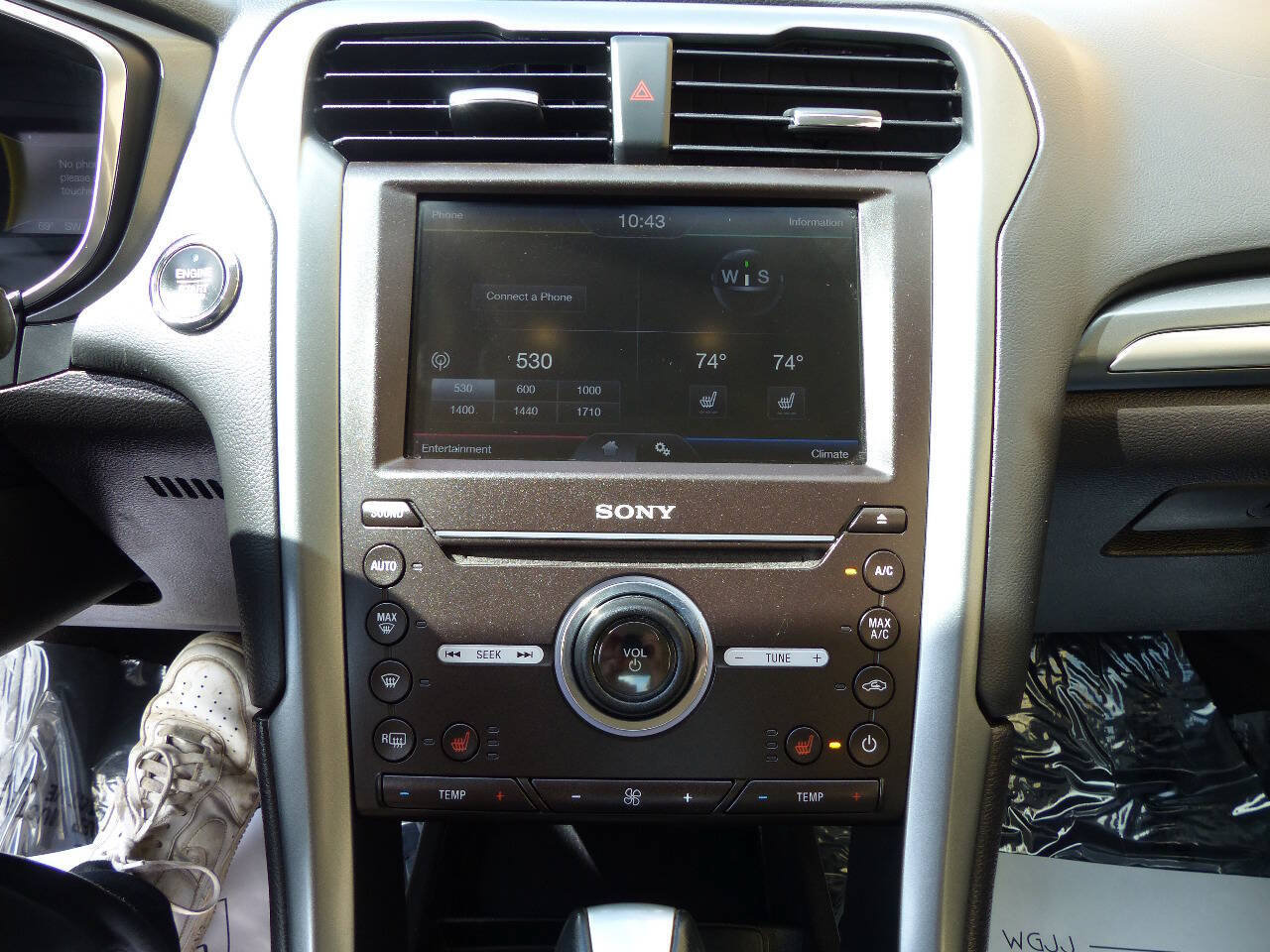 Used 2016 Ford Fusion Titanium FWD image 30