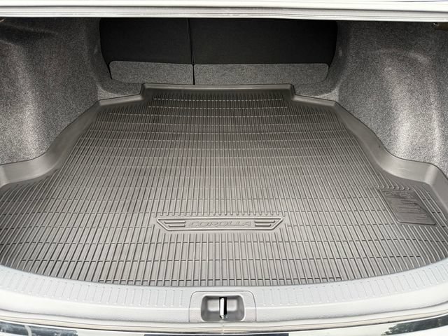 Certified 2025 Toyota Corolla LE FWD image 16