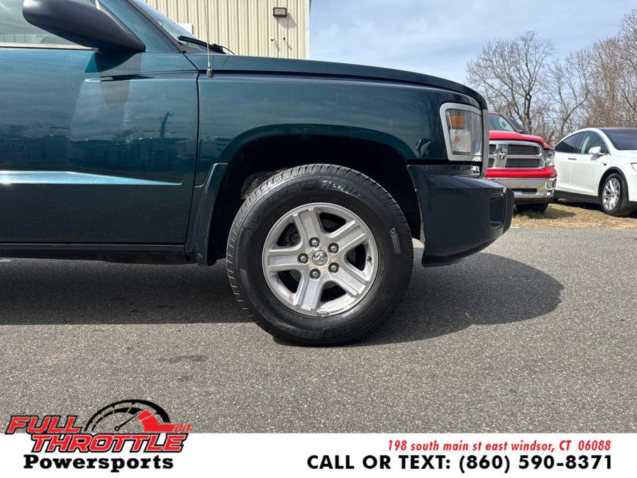 Used 2011 Dodge Dakota Big Horn image 28