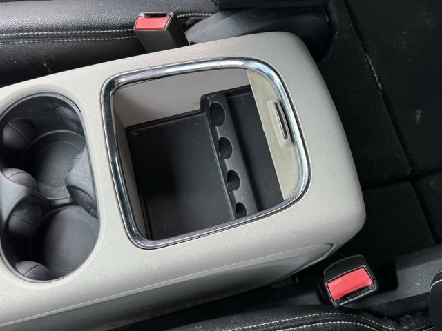 Used 2019 Dodge Grand Caravan SXT image 11