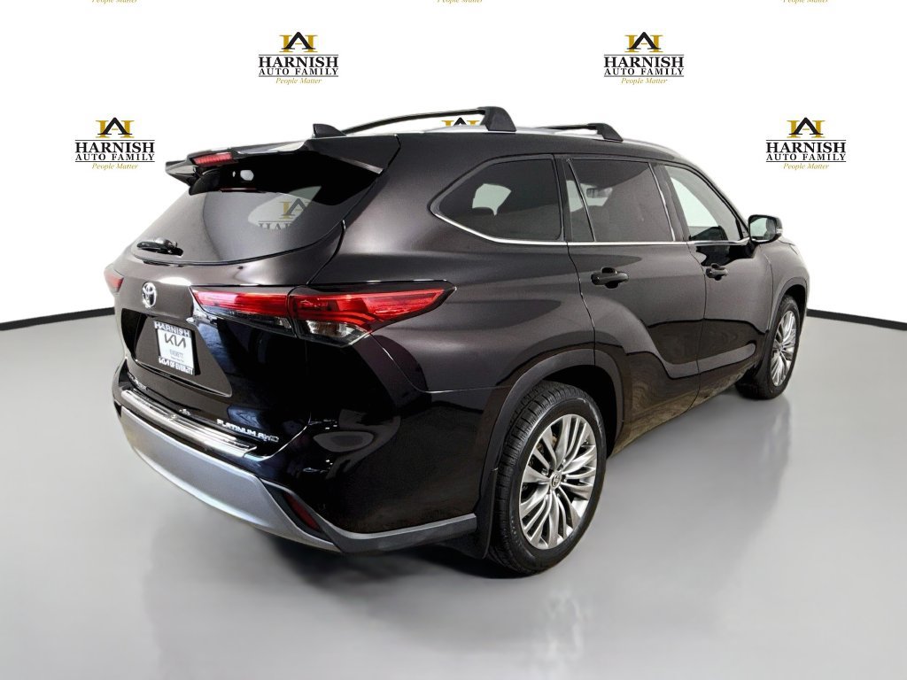 Used 2020 Toyota Highlander Platinum AWD/4WD image 7