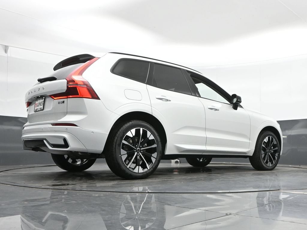 New 2026 Volvo XC60 B5 Plus w/ Climate Package AWD/4WD image 35