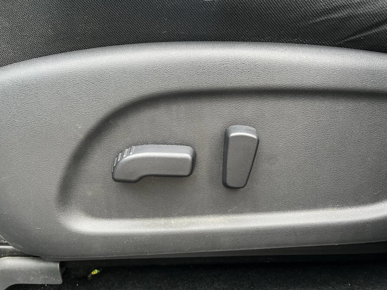 Used 2017 Nissan Pathfinder SV w/ Cargo Package image 24