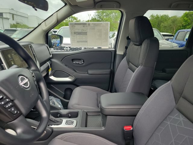 New 2026 Nissan Frontier SV w/ Tow Package AWD/4WD image 14