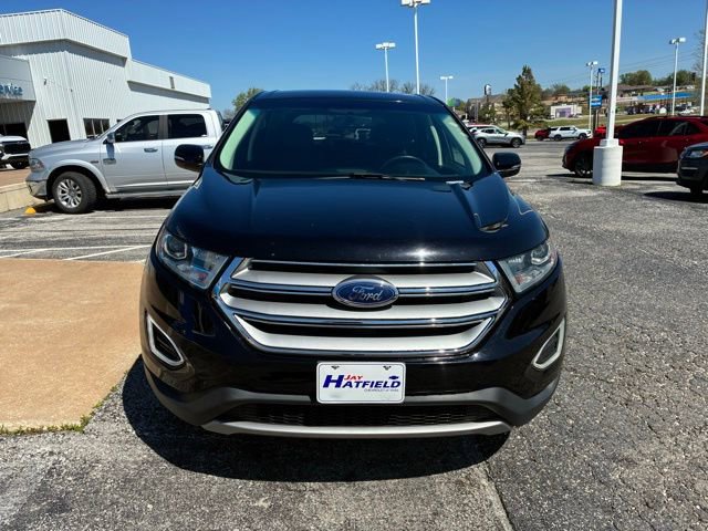 Used 2018 Ford Edge Titanium image 3