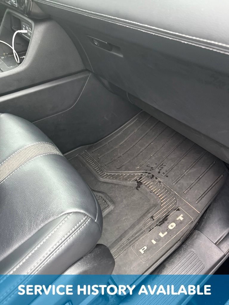 Used 2025 Honda Pilot EX-L image 8