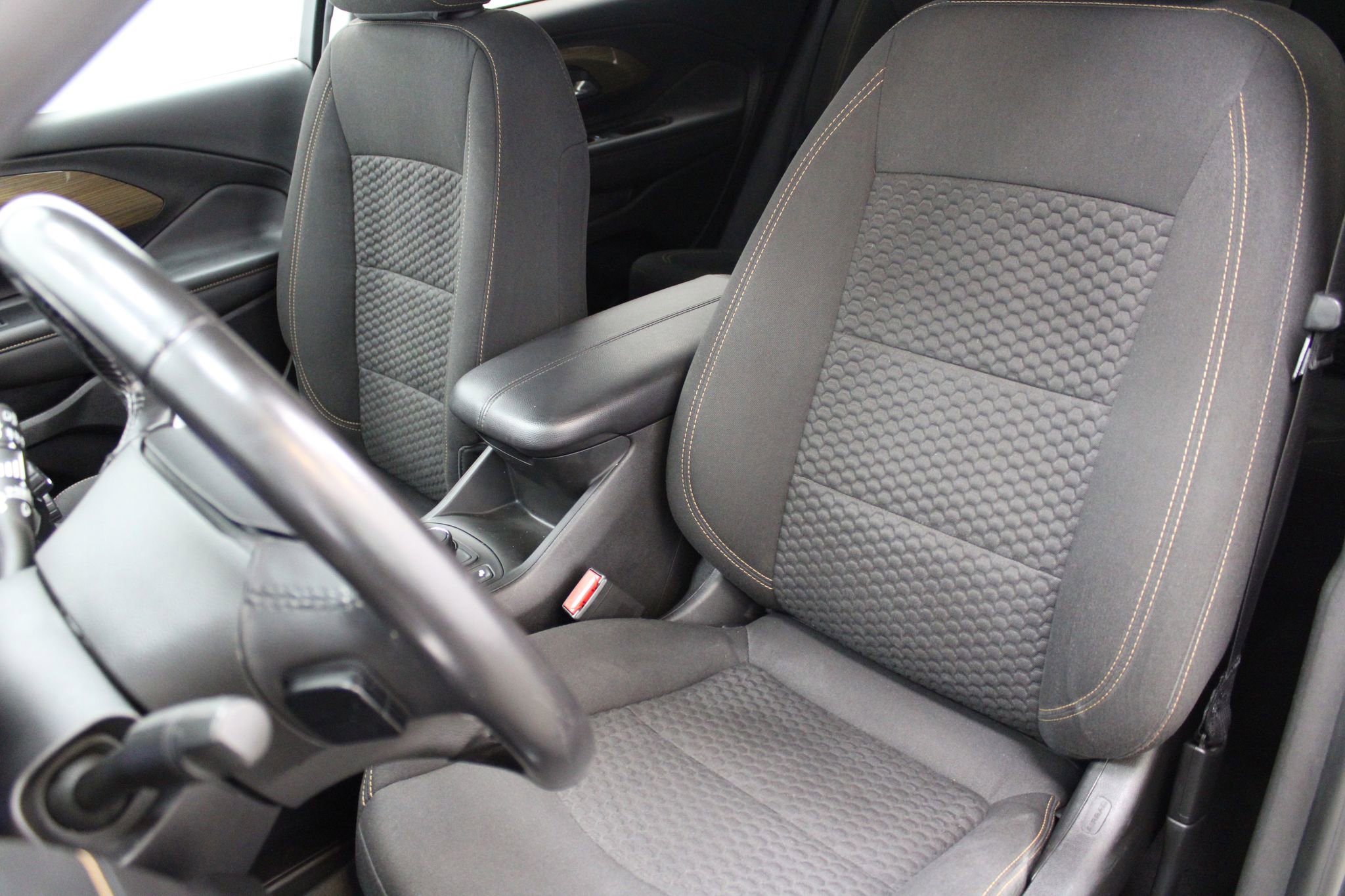 Used 2019 GMC Terrain SLE w/ Driver Convenience Package FWD image 15
