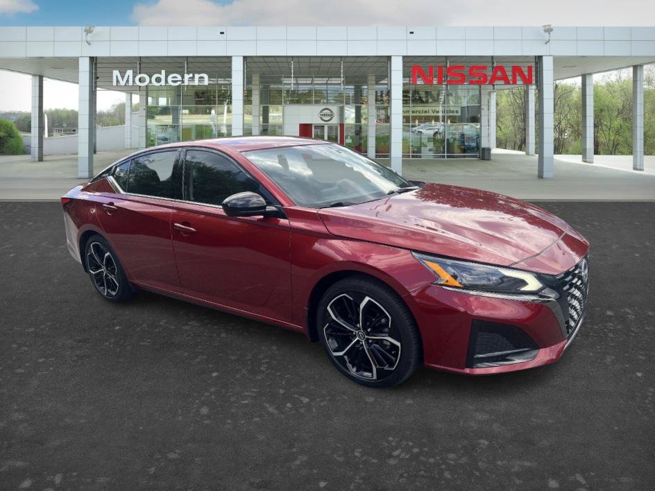 Certified 2023 Nissan Altima 2.5 SR FWD image 7