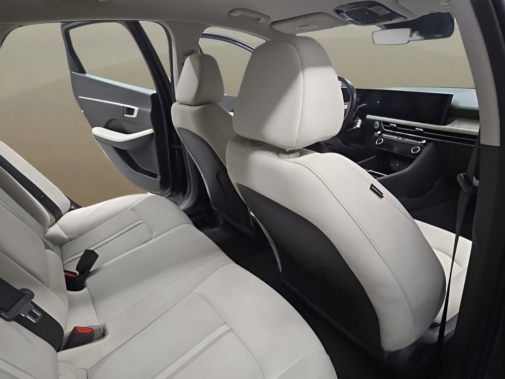 Used 2025 Hyundai Sonata SEL FWD image 17