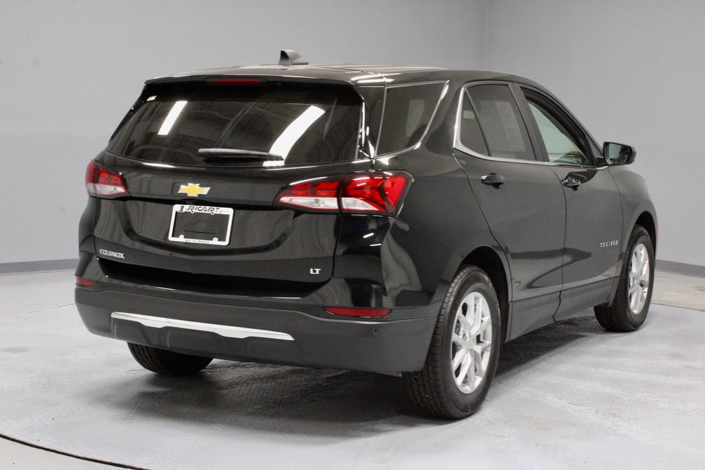 Used 2024 Chevrolet Equinox LT w/ LPO, Floor Liner Package FWD image 11