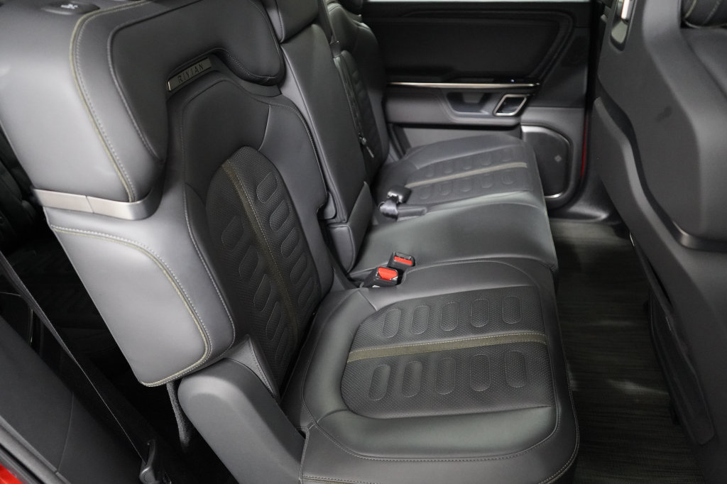 Used 2023 Rivian R1S Adventure Quad AWD/4WD image 30