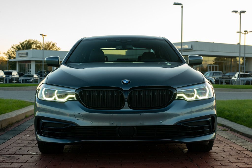 Used 2020 BMW 540i xDrive w/ Executive Package AWD/4WD image 2