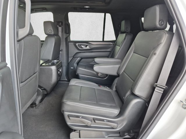 Used 2023 Chevrolet Tahoe Z71 w/ Luxury Package AWD/4WD image 17