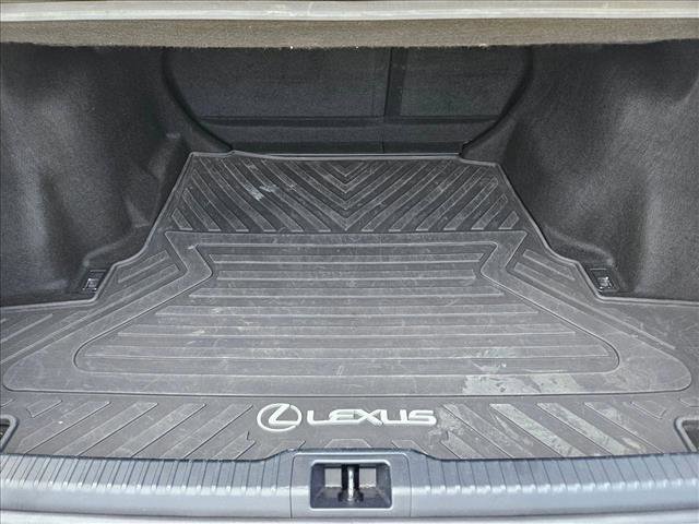 Used 2022 Lexus IS 300 AWD w/ Premium Package image 6