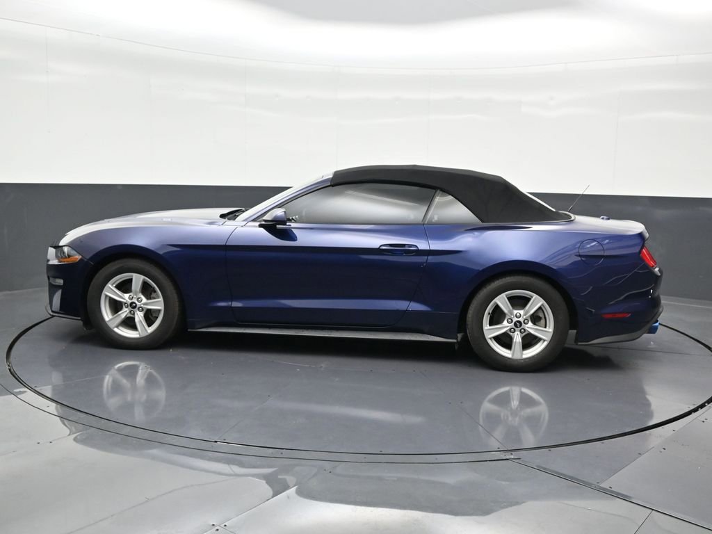 Used 2020 Ford Mustang Convertible image 2