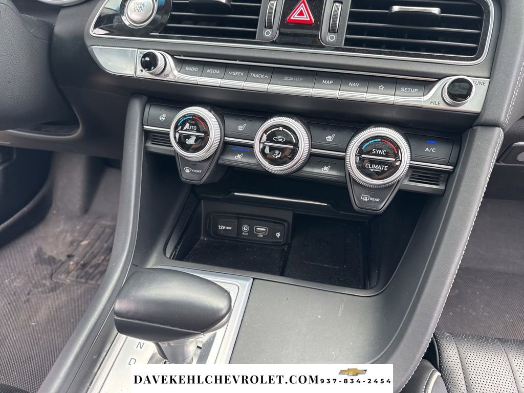 Used 2019 Genesis G70 2.0T Advanced w/ Dynamic Package AWD/4WD image 17