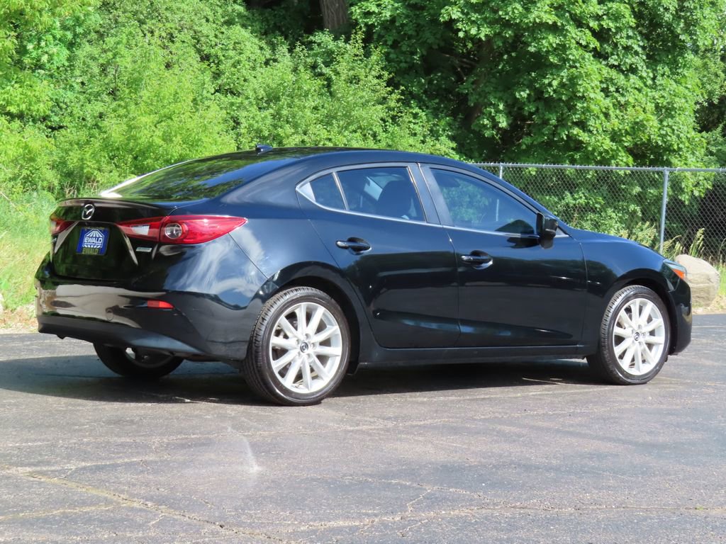 Used 2017 MAZDA MAZDA3 Grand Touring FWD image 3
