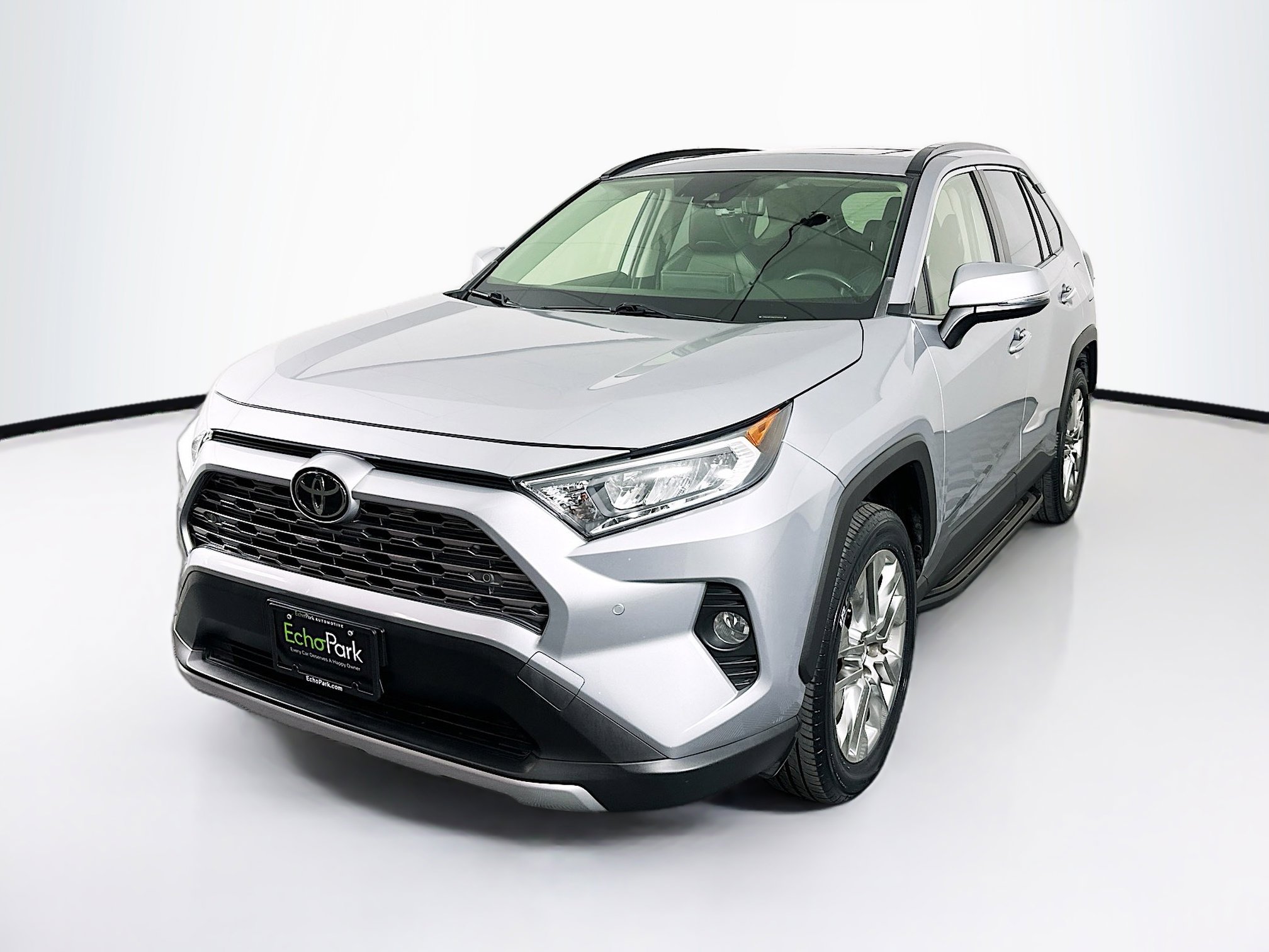 Used 2019 Toyota RAV4 Limited w/ Cold Weather Package image 3