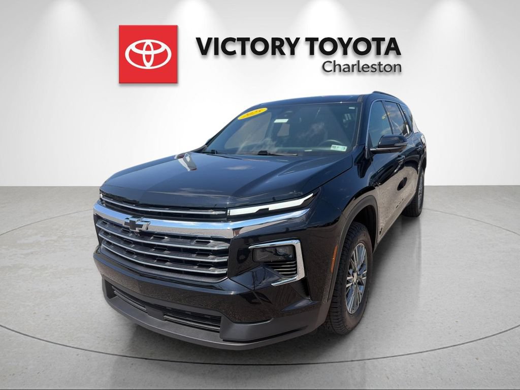 Used 2025 Chevrolet Traverse LT w/ Driver Confidence Package AWD/4WD video 1