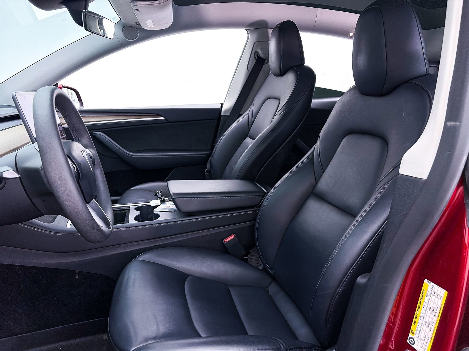 Used 2024 Tesla Model Y Performance AWD/4WD image 18