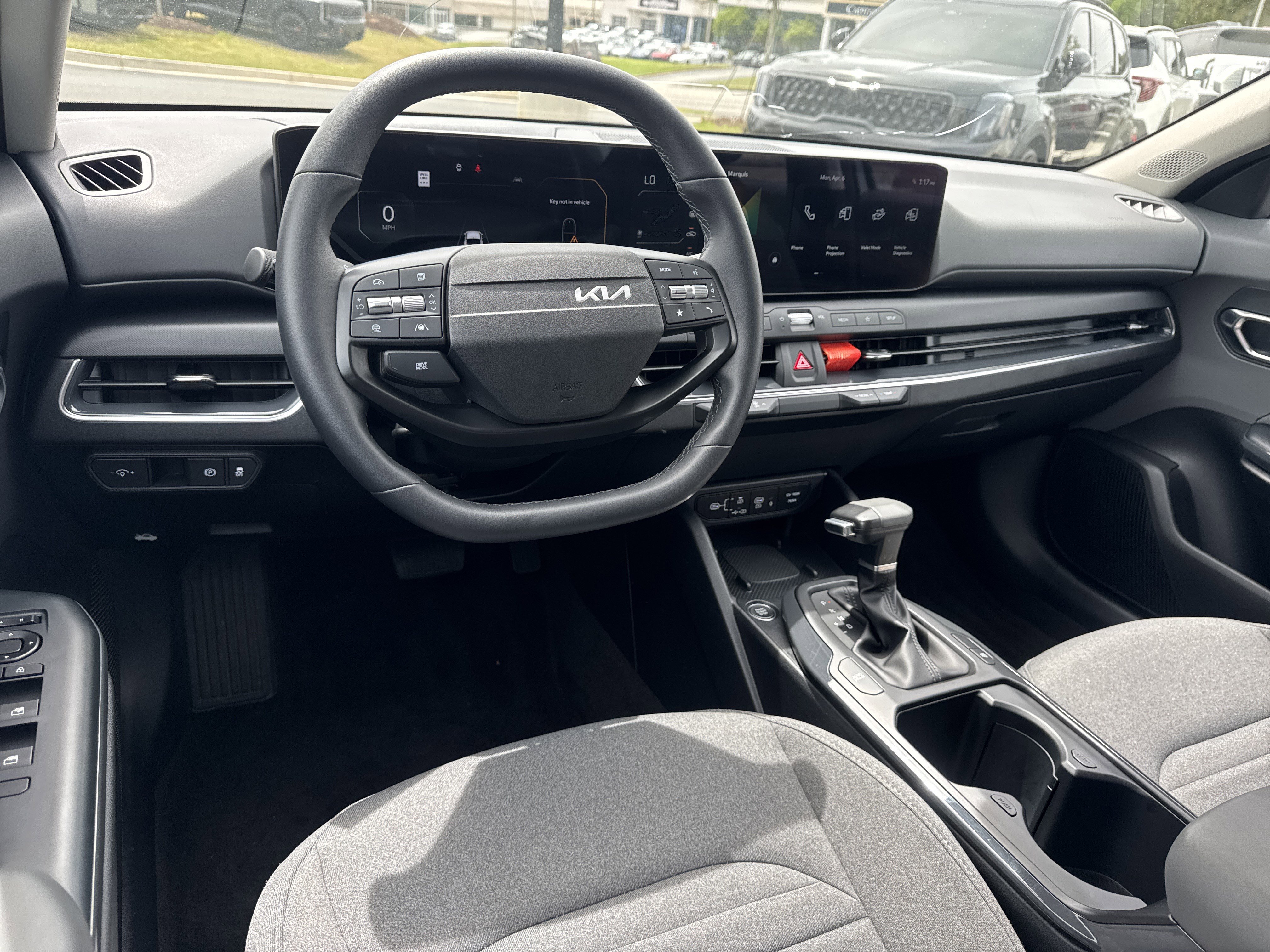 Certified 2025 Kia K4 EX image 22