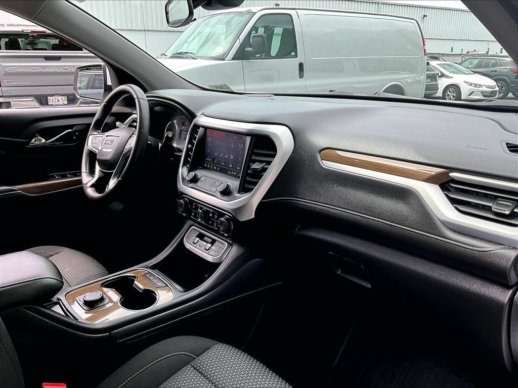 Used 2023 GMC Acadia SLE AWD/4WD image 22