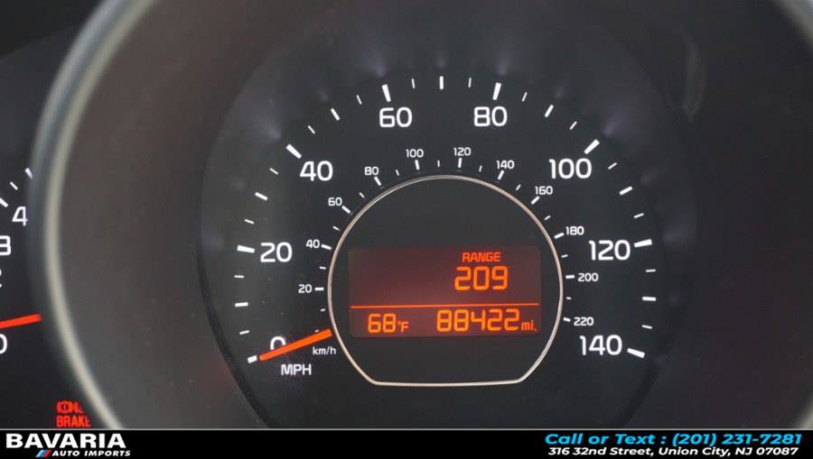 Used 2014 Kia Soul 5dr Wgn Auto Base image 14