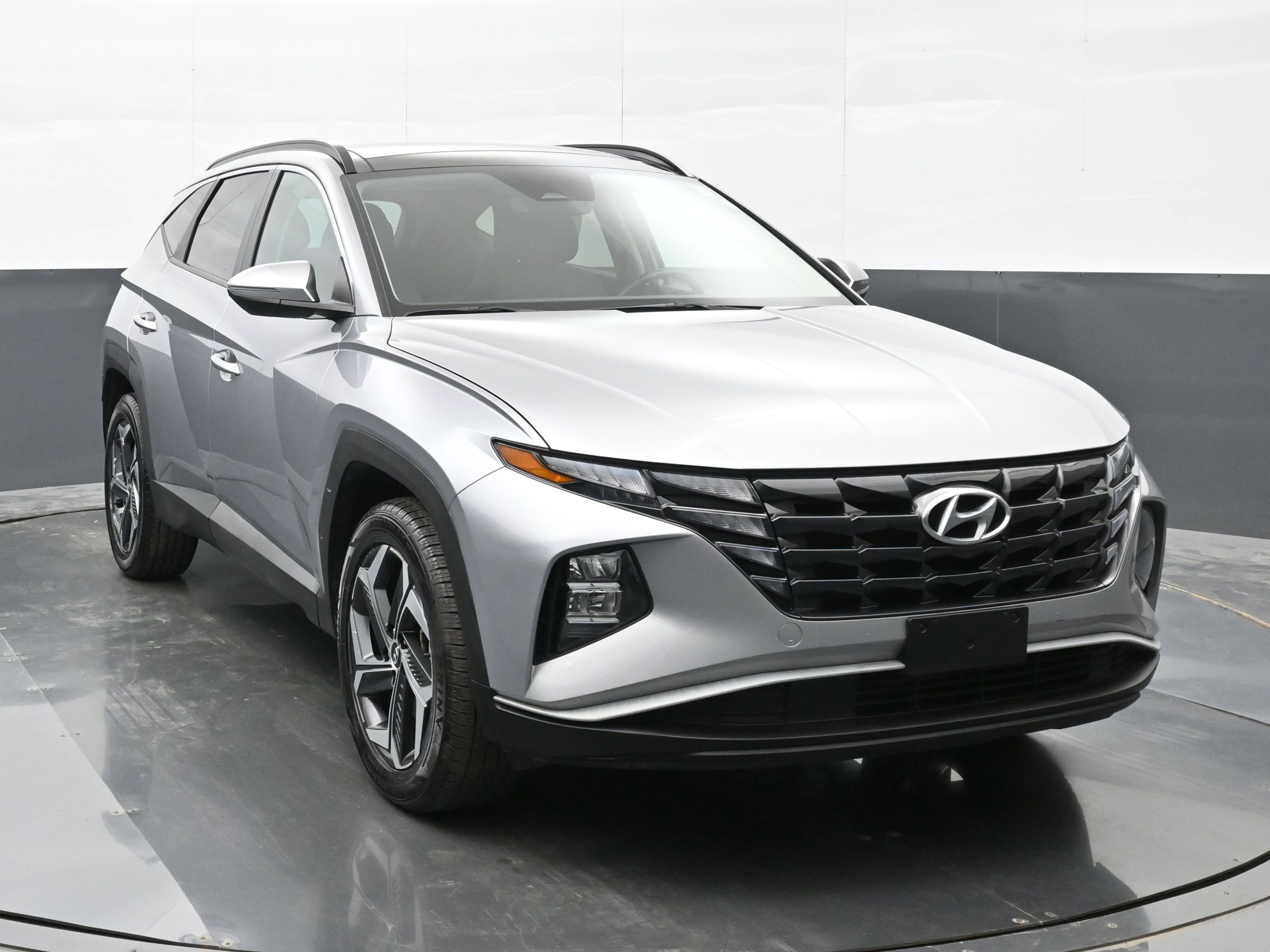 Used 2023 Hyundai Tucson SEL AWD/4WD image 2