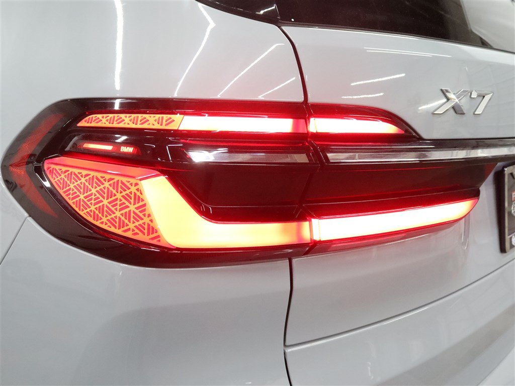 Used 2023 BMW X7 xDrive40i w/ Executive Package AWD/4WD image 10