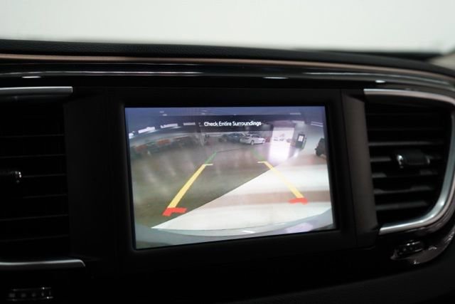 Used 2023 Chrysler Voyager LX FWD image 26