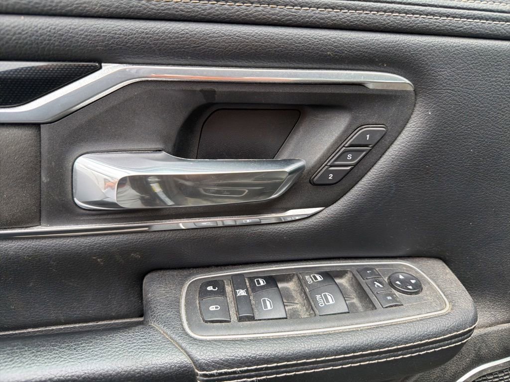 Used 2021 RAM 1500 Laramie w/ Sport Appearance Package AWD/4WD image 7