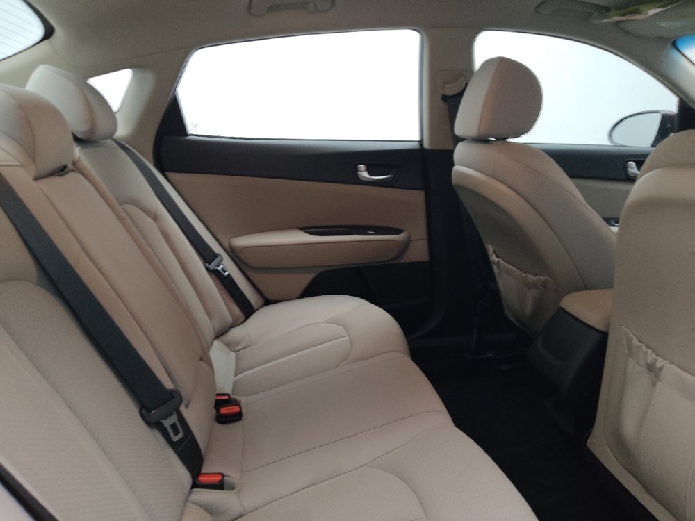 Used 2017 Kia Optima LX FWD image 19