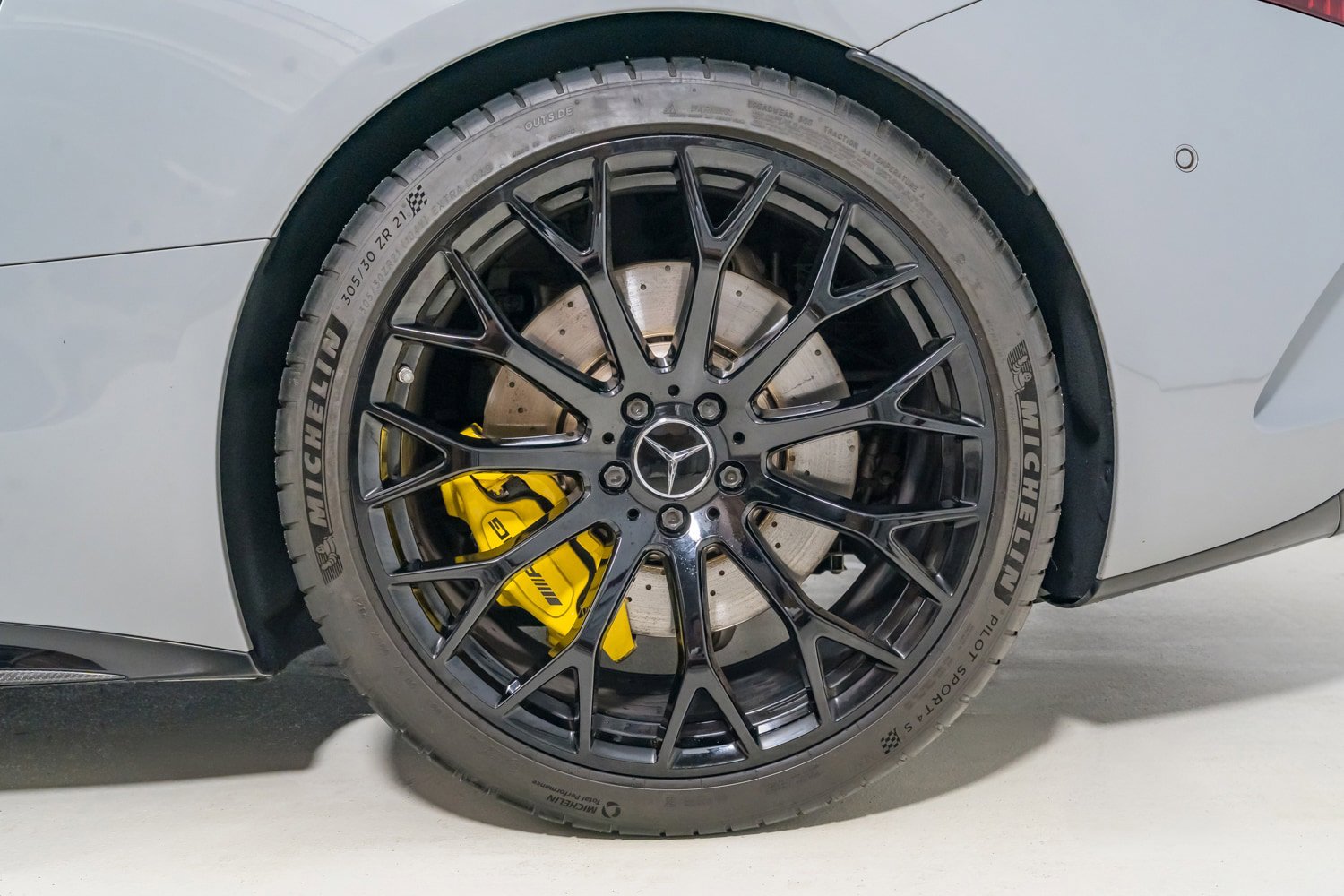 Used 2022 Mercedes-Benz SL 63 AMG 4MATIC image 23