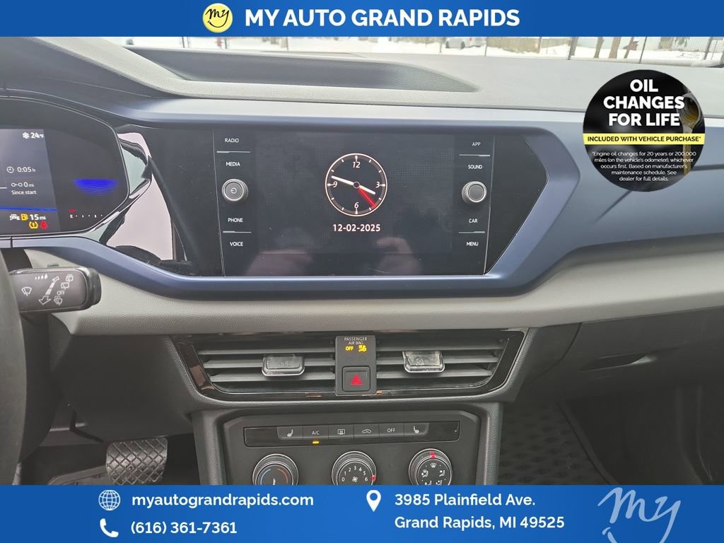 Used 2022 Volkswagen Taos SE image 20