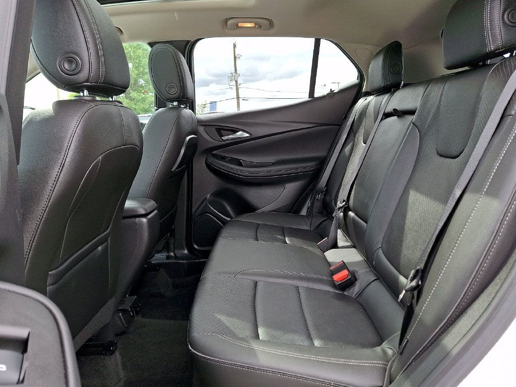 Used 2023 Buick Encore GX Essence w/ Advanced Technology Package AWD/4WD image 9