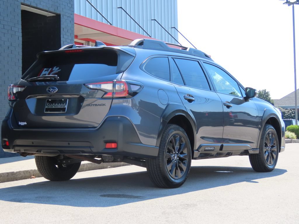 Used 2025 Subaru Outback Onyx Edition AWD/4WD image 4
