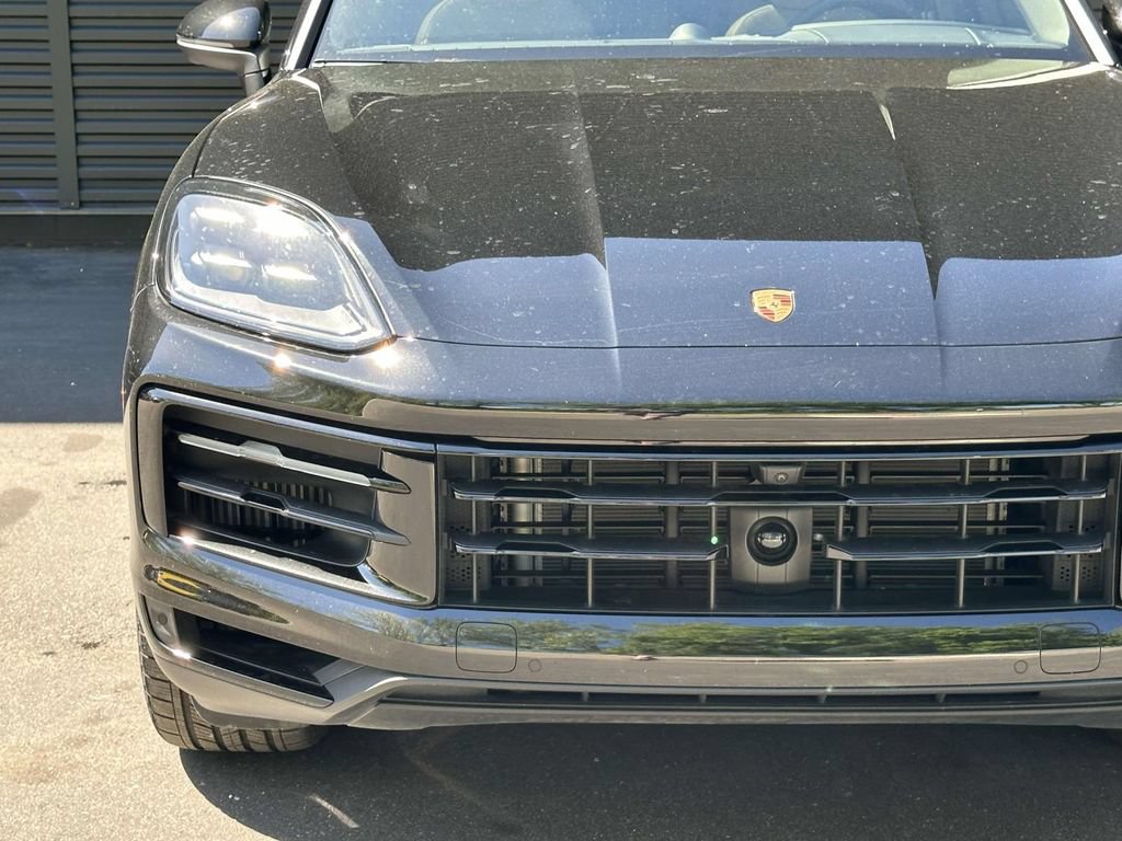 Certified 2026 Porsche Cayenne Coupe AWD/4WD image 10
