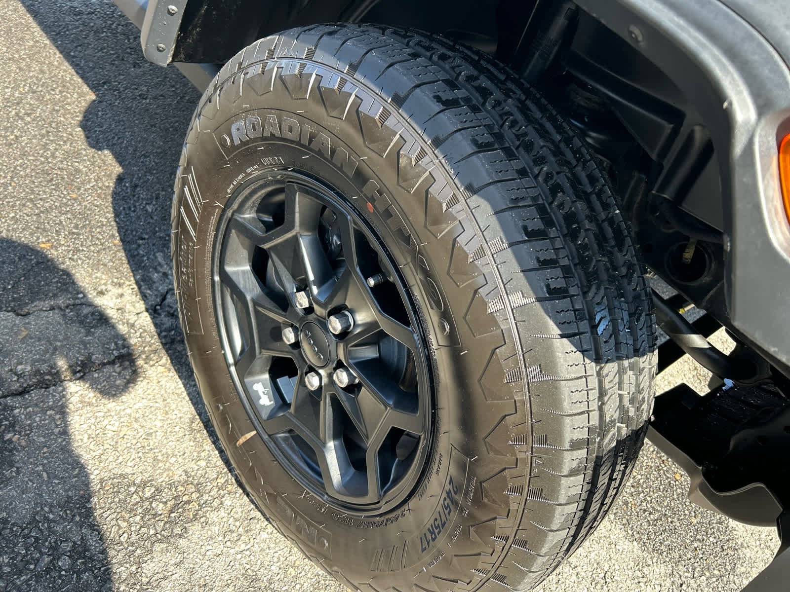 Used 2023 Jeep Wrangler Unlimited w/ Cold Weather Group image 14