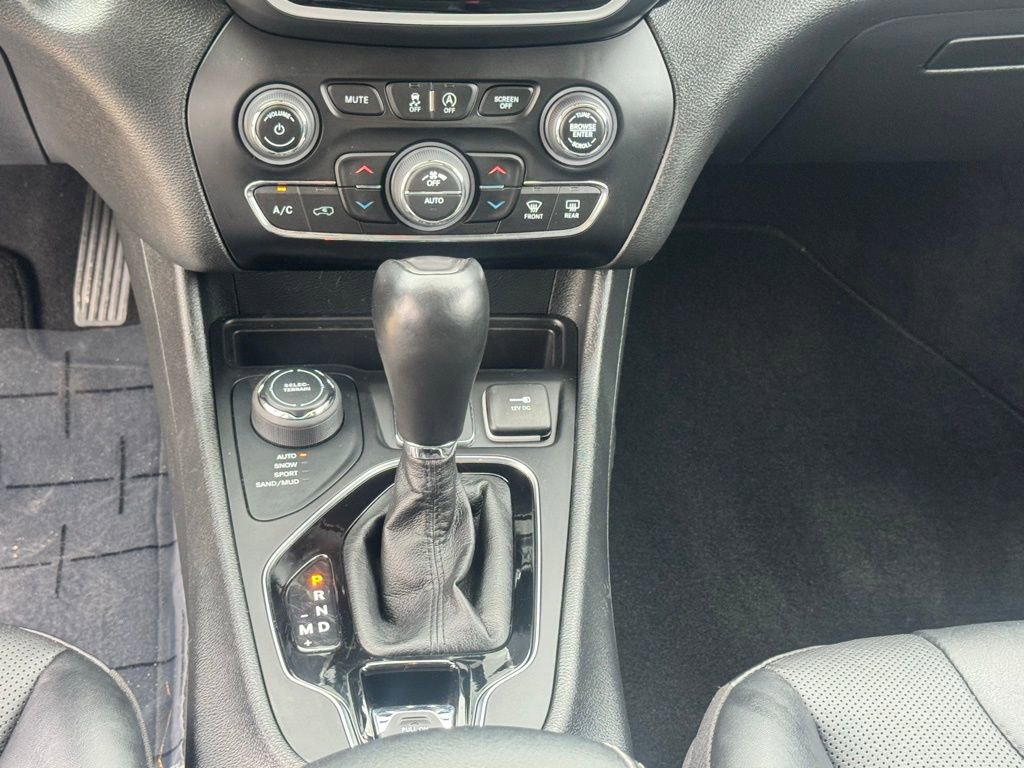 Used 2022 Jeep Cherokee Limited w/ Elite Package image 27