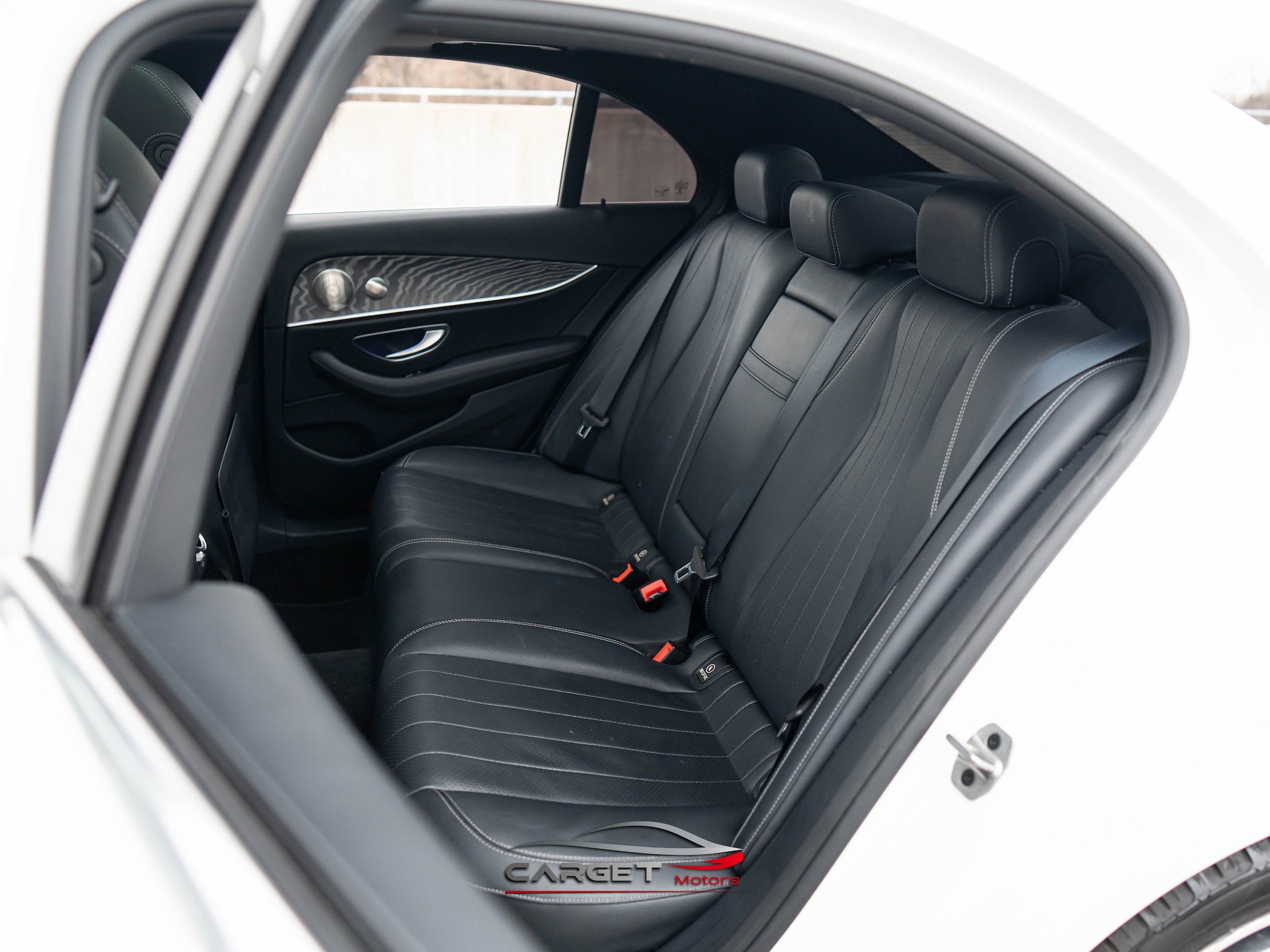 Used 2021 Mercedes-Benz E 350 Sedan w/ Premium Package image 20